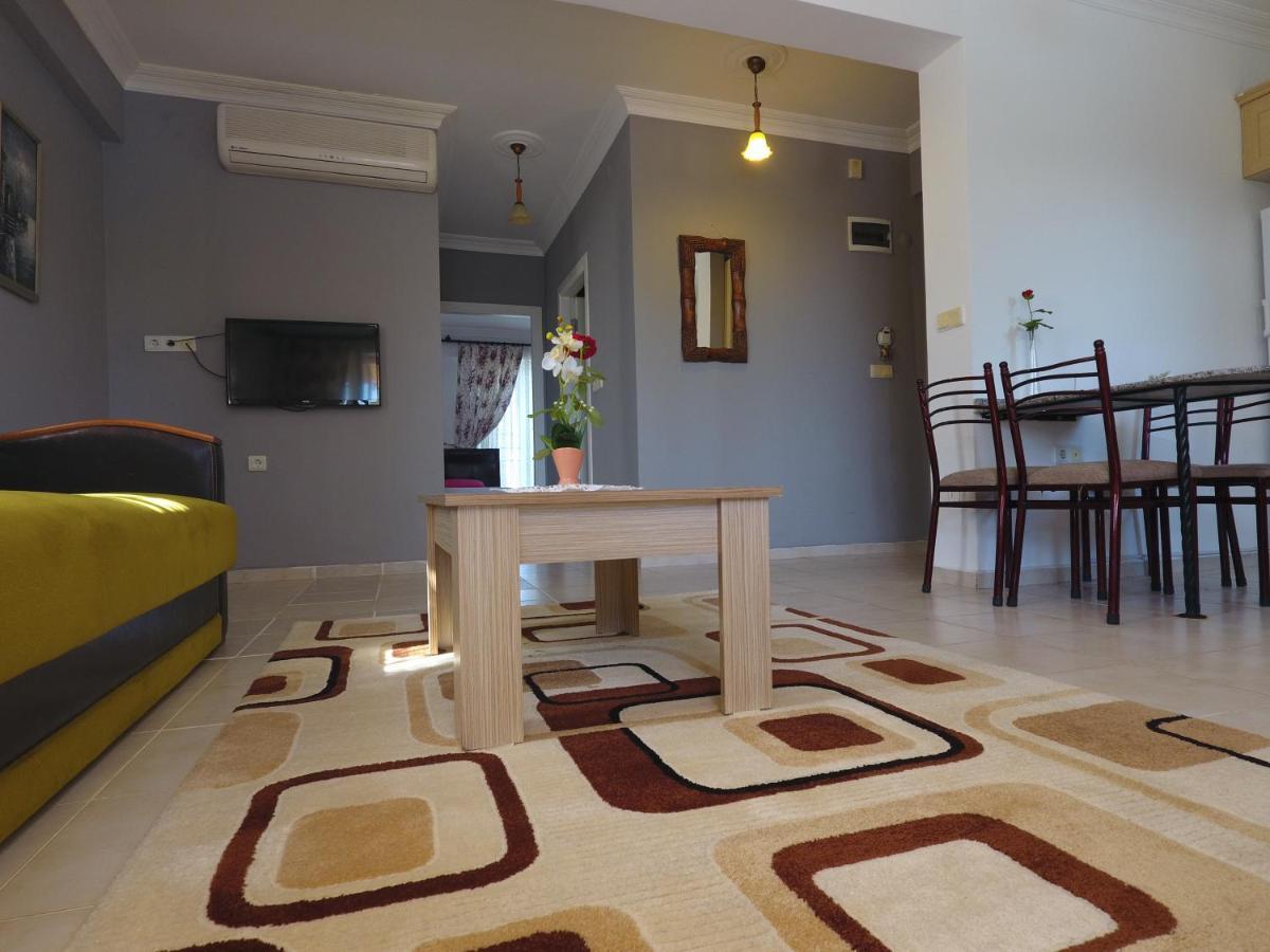 Lale Apartments 페티예 외부 사진